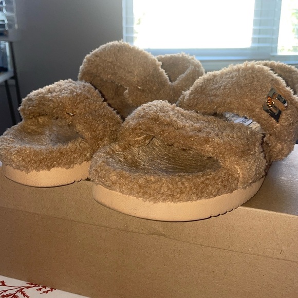 Steve Madden Mona Sandal - Picture 4 of 12